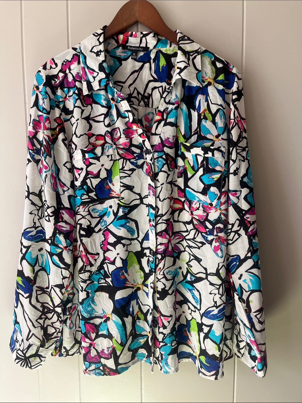 Relativity White Floral Button-Down Shirt with Blue, Teal & Pink Accents